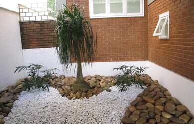 Imagem: A casa em condomínio possui 4 Dormitórios, 3 Banheiros, 2