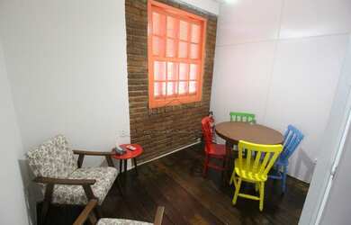 Imagem: O depósito possui 250m² de Área e está localizado em Jardim