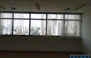 Imagem: O depósito possui 2 Vagas na garagem e 65m² de Área e está