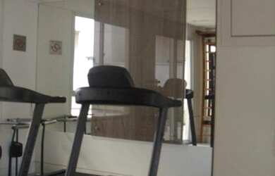 Imagem 6: semi novo , a 600 metros da estação jabaquara , 02 banheiros , lazer...