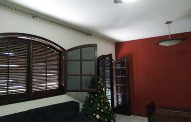 Imagem 2: Lindo sobrado na Raul Veiga