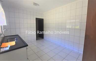 Imagem: A casa em condomínio possui 2 Dormitórios, 2 Banheiros, 2