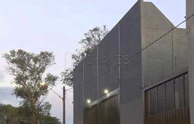 Imagem: O depósito possui 750m² de Área e está localizado em Jardim