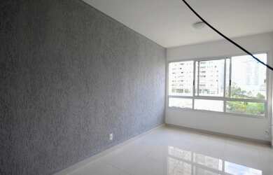 Imagem: O apartamento possui 2 Dormitórios, 2 Banheiros, 2 Vagas na