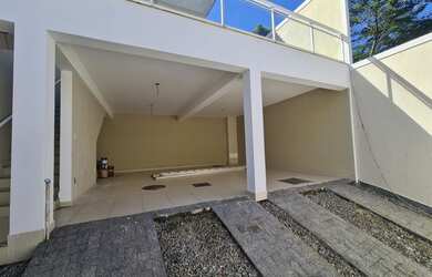 Imagem 2: Casa na Freguesia - 03 suítes (primeira locação