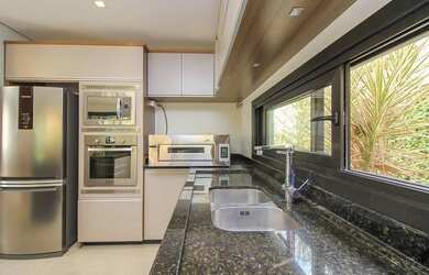 Imagem 15: Casa em Glória Casa com 3 dormitórios