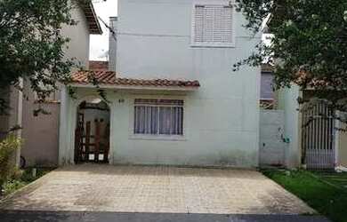 Imagem: A casa em condomínio possui 2 Dormitórios, 2 Banheiros, 2