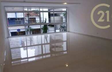 Imagem: O apartamento possui 3 Dormitórios, 4 Banheiros e 190m² de