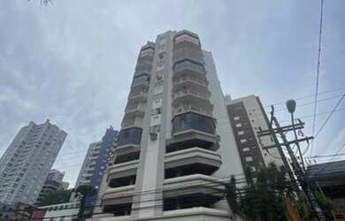 Imagem: O apartamento possui 3 Dormitórios, 4 Banheiros, 1 Vaga na