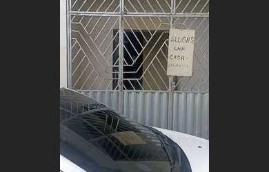 Imagem: A casa possui 2 Dormitórios, 1 Banheiro, 60m² de Área e