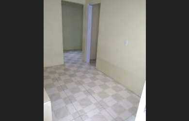 Imagem: A casa possui 1 Dormitório, 1 Banheiro, 5m² de Área e está