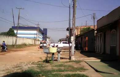 Imagem 6: VENDE SE CASA OU TERRENO. 1.035m² de Área, 3 Banheirose5 Dormitórios