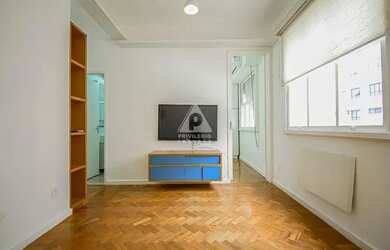 Imagem 2: Reformadíssimo apartamento de 1 quarto na Praia do Flamengo