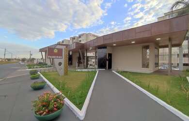 Imagem: O apartamento possui 2 Dormitórios, 2 Banheiros, 1 Vaga na