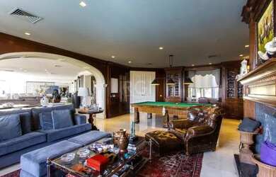 Imagem 13: Casa em Santa Tereza. Piscina, Churrasqueira, Guarda roupaeLareira