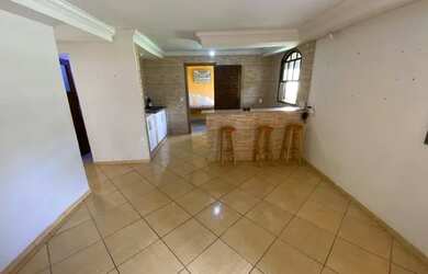 Imagem 14: Casa com Piscina a Venda CA232