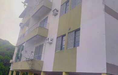 Imagem: O apartamento possui 1 Dormitório, 1 Banheiro, 1 Vaga na garagem