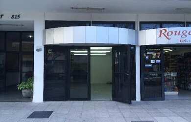 Imagem: O depósito possui 42m² de Área e está localizado em Santa