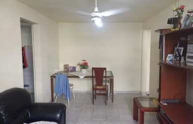 Imagem 2: Excelente apartamento na Rua Almerinda de Castro, sala espaçosa, 02 quartos,...