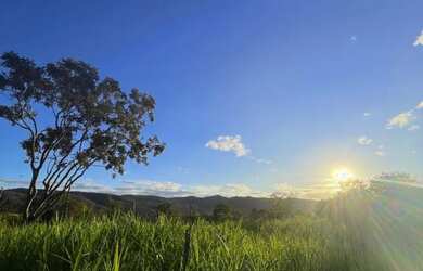Imagem: O terreno possui 2000m² de Área e está localizado em Major