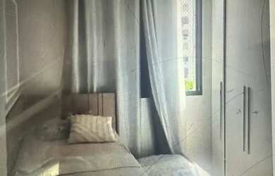 Imagem: O quarto possui Imóvel mobiliado e está localizado em Santa