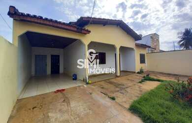 Imagem: A casa possui 4 Dormitórios, 2 Banheiros, 200m² de Área