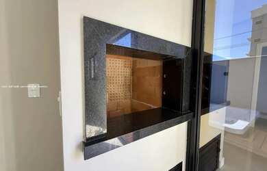 Imagem 7: Casa 3 dormitórios para Venda em Tijucas, Areias, 3 dormitórios, 1 suíte, 3 banheiros, 3 v