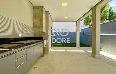 Imagem: A casa em condomínio possui 3 Dormitórios, 4 Banheiros, 4