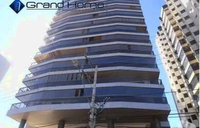 Imagem: O apartamento possui 4 Dormitórios, 2 Banheiros, 3 Vagas na