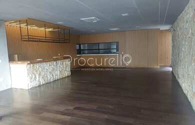 Imagem: O depósito possui 5 Vagas na garagem, 1.513m² de Área e