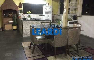 Imagem: O depósito possui 391m² de Área e está localizado em Parque