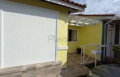 Imagem: A casa em condomínio possui 3 Dormitórios, 2 Banheiros, 2