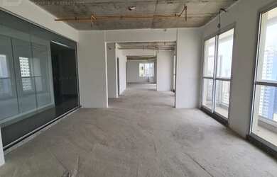 Imagem 8: Locação na Liberdade. 238m² de Áreae5 Vagas na garagem