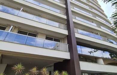 Imagem 2: Locação na Liberdade. 238m² de Áreae5 Vagas na garagem