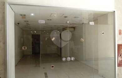 Imagem: O depósito possui 67m² de Área e está localizado em Bairro