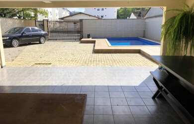 Imagem 2: Essa belíssima casa está a venda por R$ 850.000,00 no Bairro Itoupava...