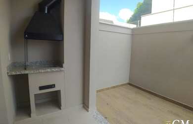 Imagem: O apartamento e possui 2 Dormitórios, 2 Banheiros, 2 Vagas