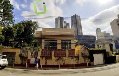 Imagem: A casa possui 3 Dormitórios, 2 Banheiros, 345m² de Área e