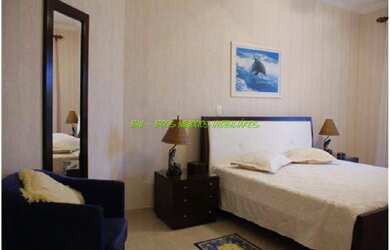 Imagem: A casa possui 5 Dormitórios, 5 Banheiros, 5 Vagas na garagem