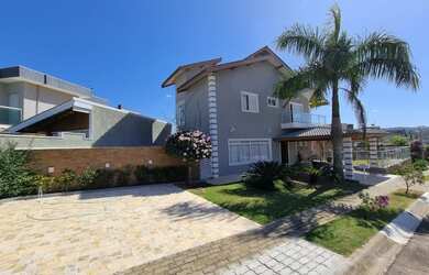 Imagem 1: Sobrado Condominio Terras de Atibaia com muita personalidade e linda vista