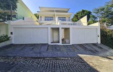 Imagem 1: Casa na Freguesia - 03 suítes (primeira locação