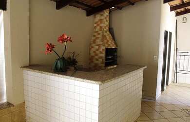 Imagem 1: Casa para venda São Miguel Paulista. Recém reformado, fino acabamento