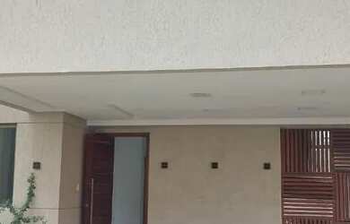 Imagem: A casa em condomínio possui 4 Dormitórios, 5 Banheiros, 2