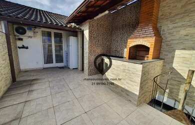 Imagem: A casa possui 3 Dormitórios, 3 Banheiros, 1 Vaga na garagem