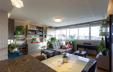 Imagem: O apartamento possui 2 Dormitórios, 2 Banheiros, 2 Vagas na