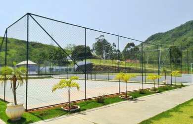 Imagem: O terreno possui 216m² de Área, Churrasqueira, Piscina e