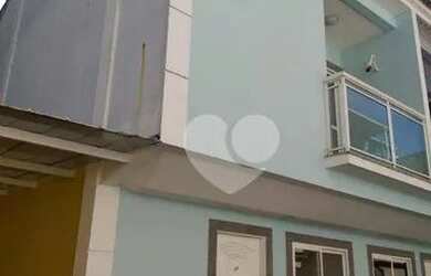 Imagem: A casa em condomínio possui 2 Dormitórios, 3 Banheiros, 1