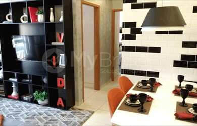 Imagem: O apartamento possui 2 Dormitórios, 1 Banheiro, 1 Vaga na garagem