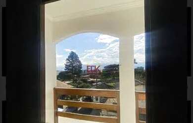 Imagem: A casa possui 5 Dormitórios, 2 Banheiros, 1 Vaga na garagem