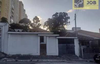 Imagem: A casa possui 2 Dormitórios, 1 Banheiro, 3 Vagas na garagem